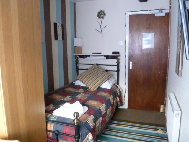 Belle Vue Hotel Llanwrtyd Wells Room photo